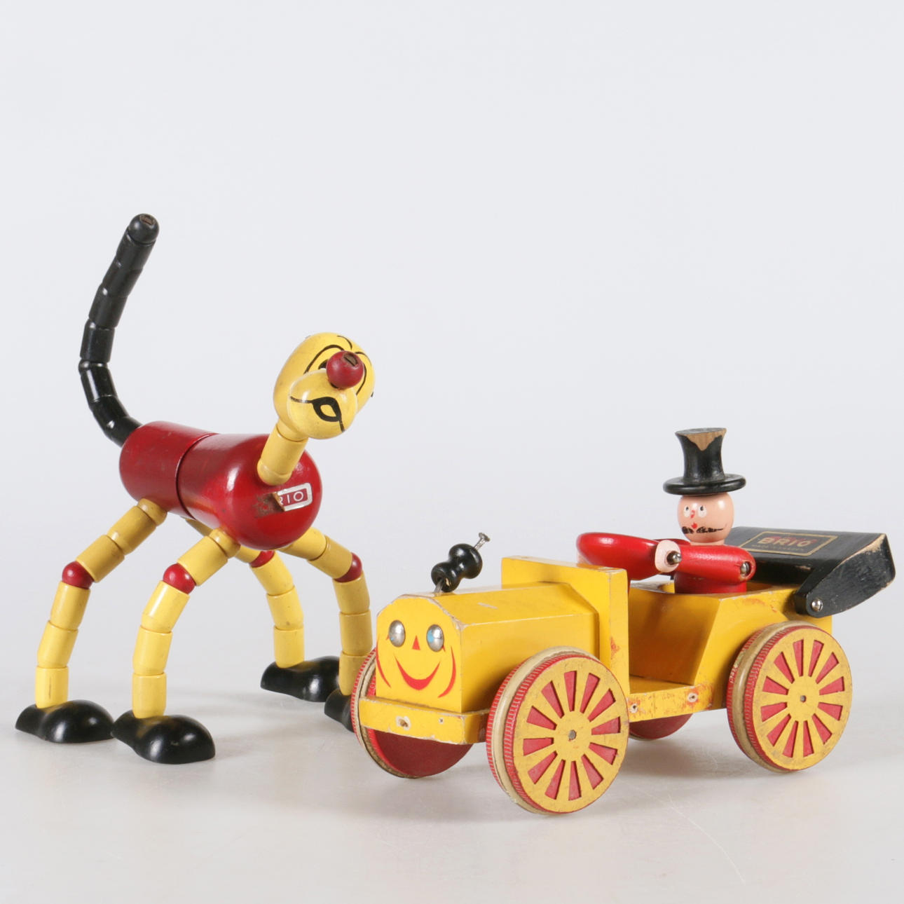 LEKSAKER, 2 st. Trä, "Grandpa's Car" samt Pluto, Brio, 1960-tal.