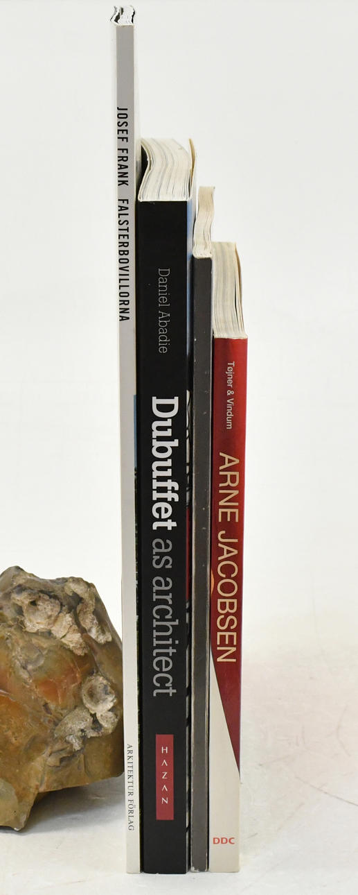 Bücher über Künstler als Architekten. 4 Bände.