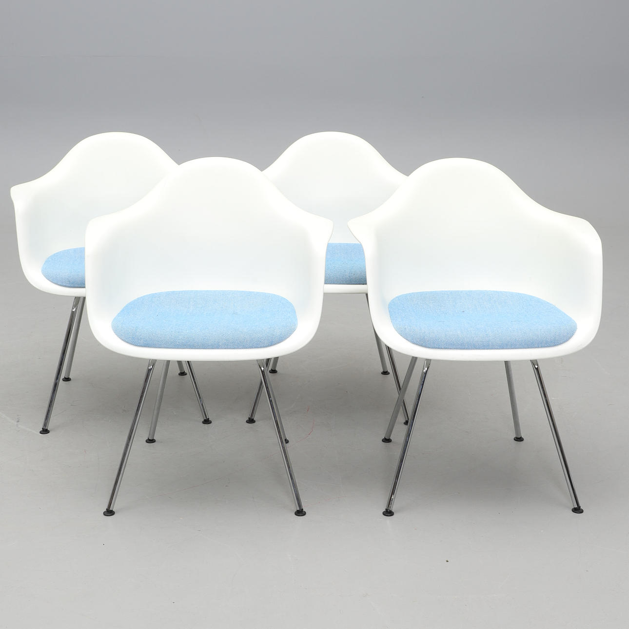 CHARLES & RAY EAMES. Armchairs, 4 pcs, “Plastic Armchair”, Vitra.