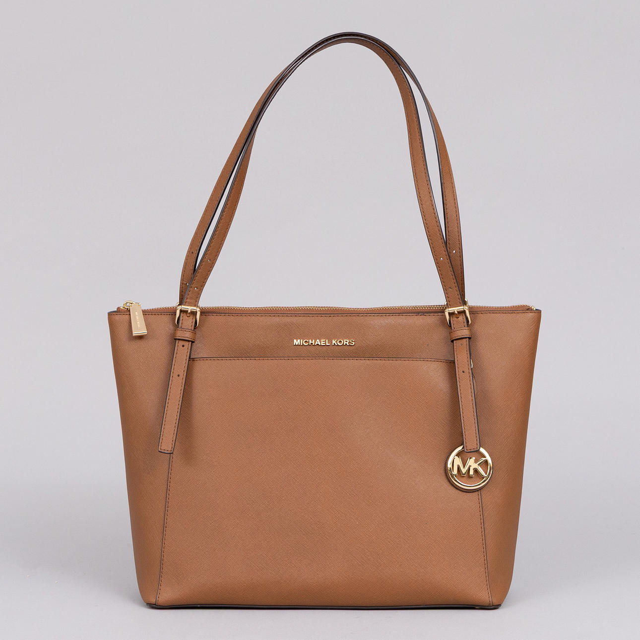 TASCHE, Ciara LG, Michael Kors.