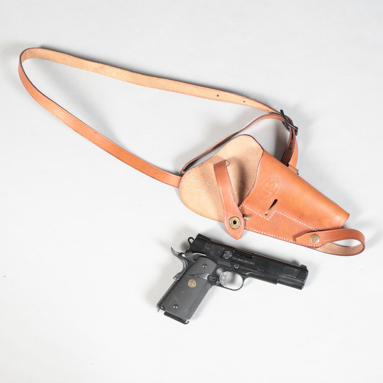 MEU.45 GASDRIVEN AIRSOFT-PISTOL.