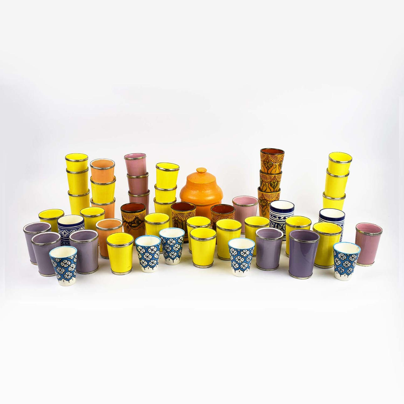 A COLLECTION OF MORROCAN STYLE CERAMICS, VARIOUS.