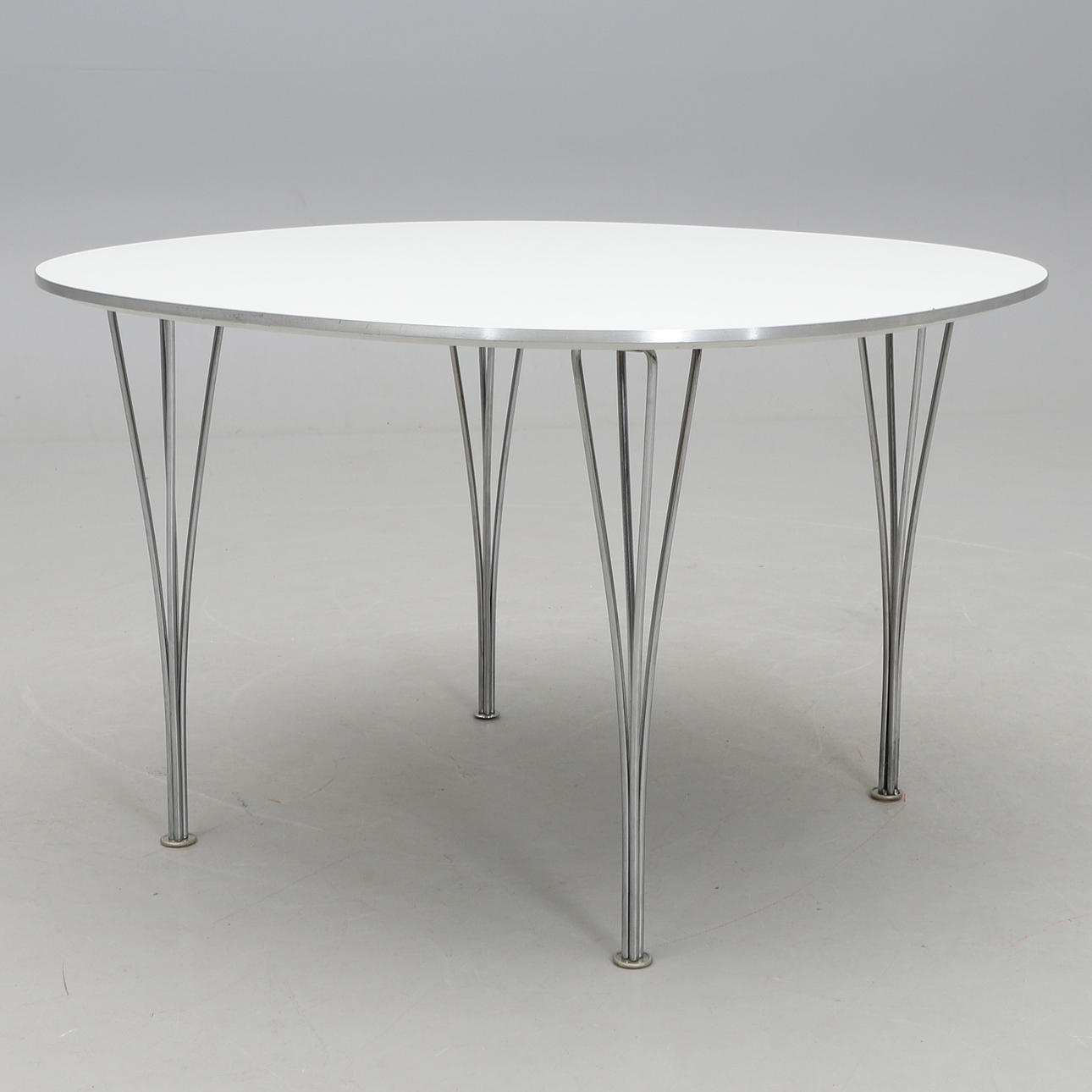 BRUNO MATHSSON & PIET HEIN. A TABLE, “Supercircle”, Fritz Hansen 1987.