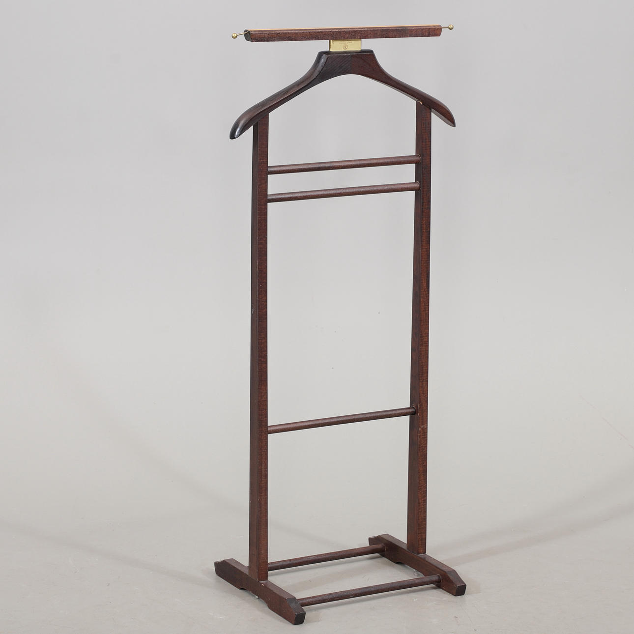 GENTLEMAN'S VALET, KF, Italy.