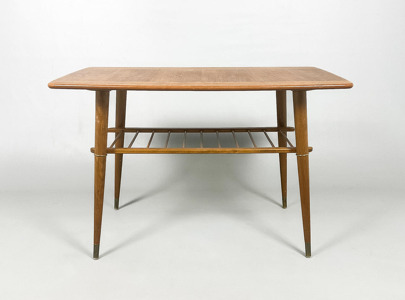 COFFEE TABLE with magazine shelf, 1950/60s.