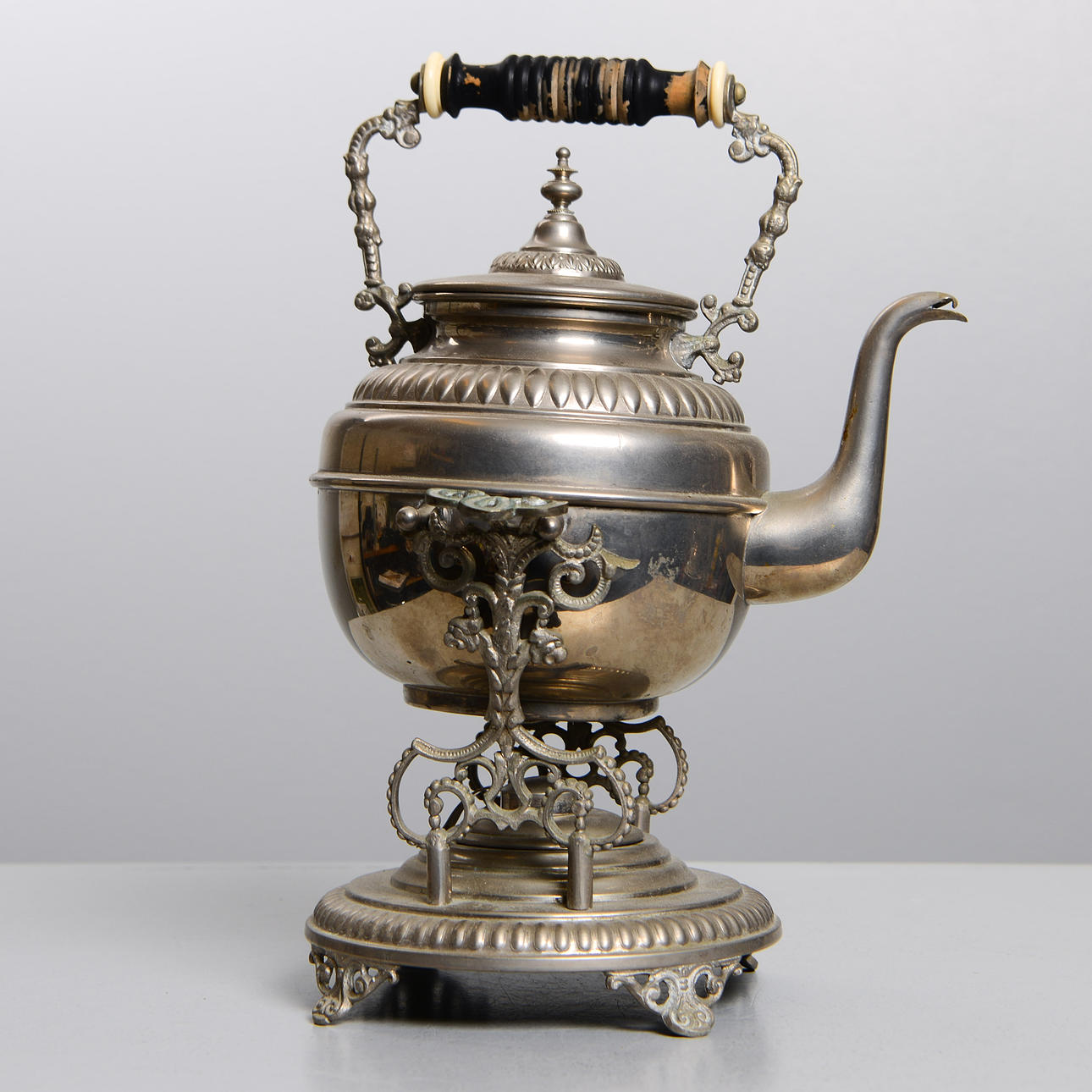 TEAPOT with rechaud, Johan Engström, 20th century.