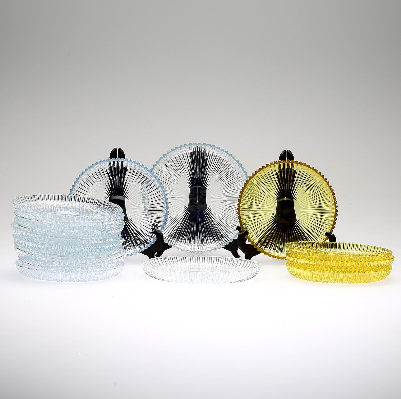 GLASTALLRIKAR, 15 st(9+4+2), glas, "Reffla", Arthur Percy, Gullaskruf, 1900-tal.