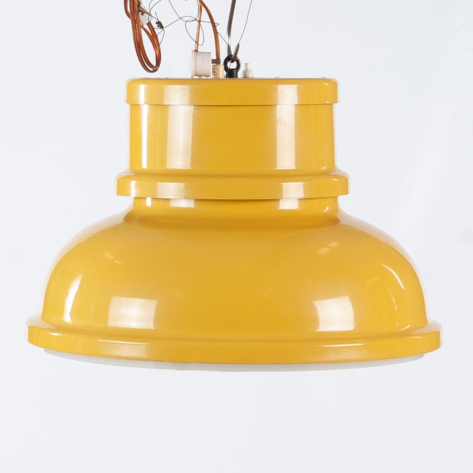 CEILING LAMP. Plate, Bessfelts.