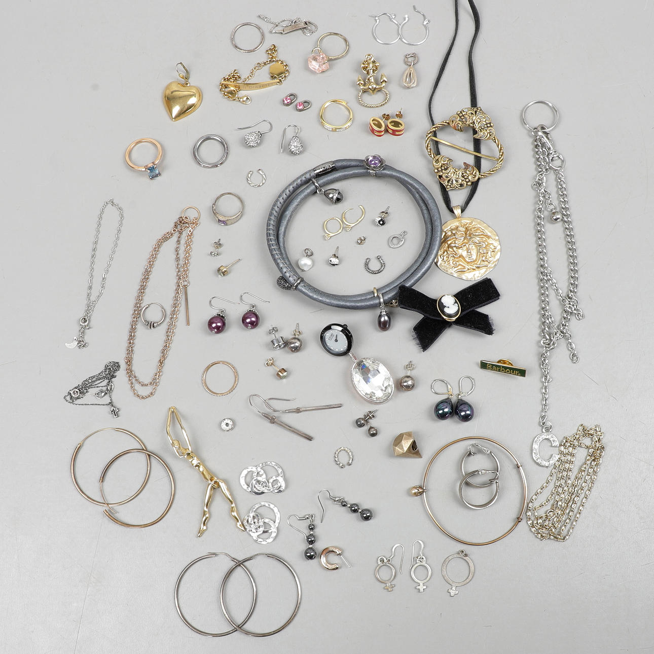 BIJOUTERIER, A Collection, partly silver.