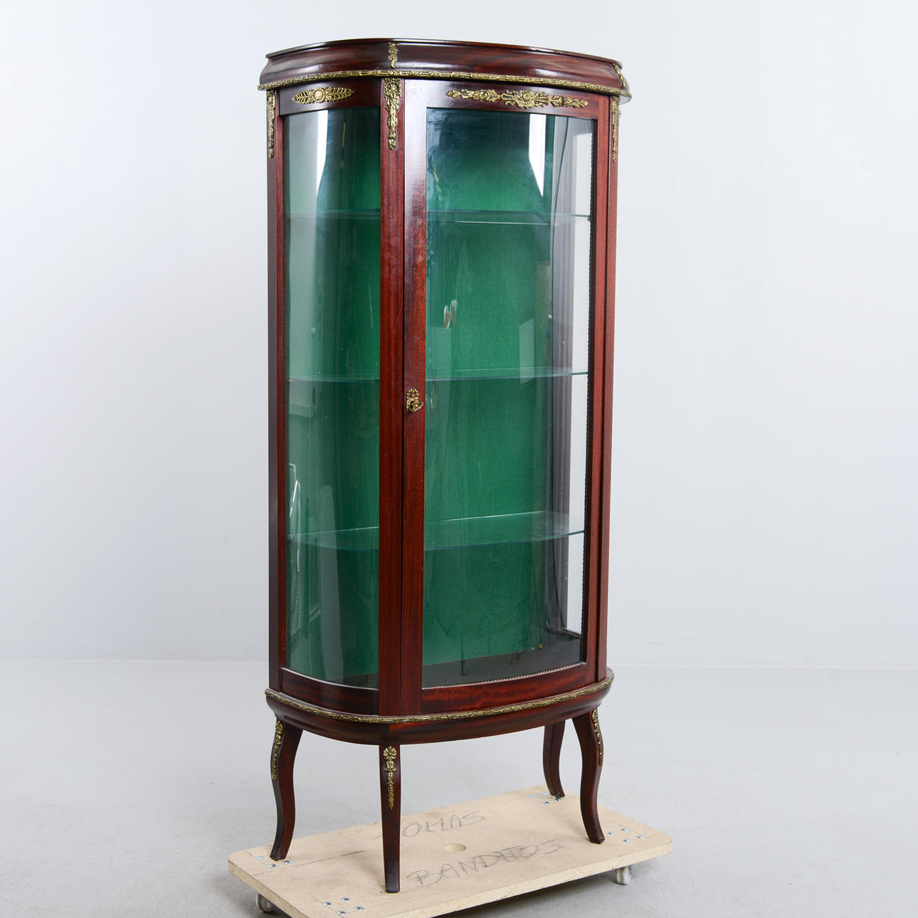 A rococo style display cabinet, 20th century.
