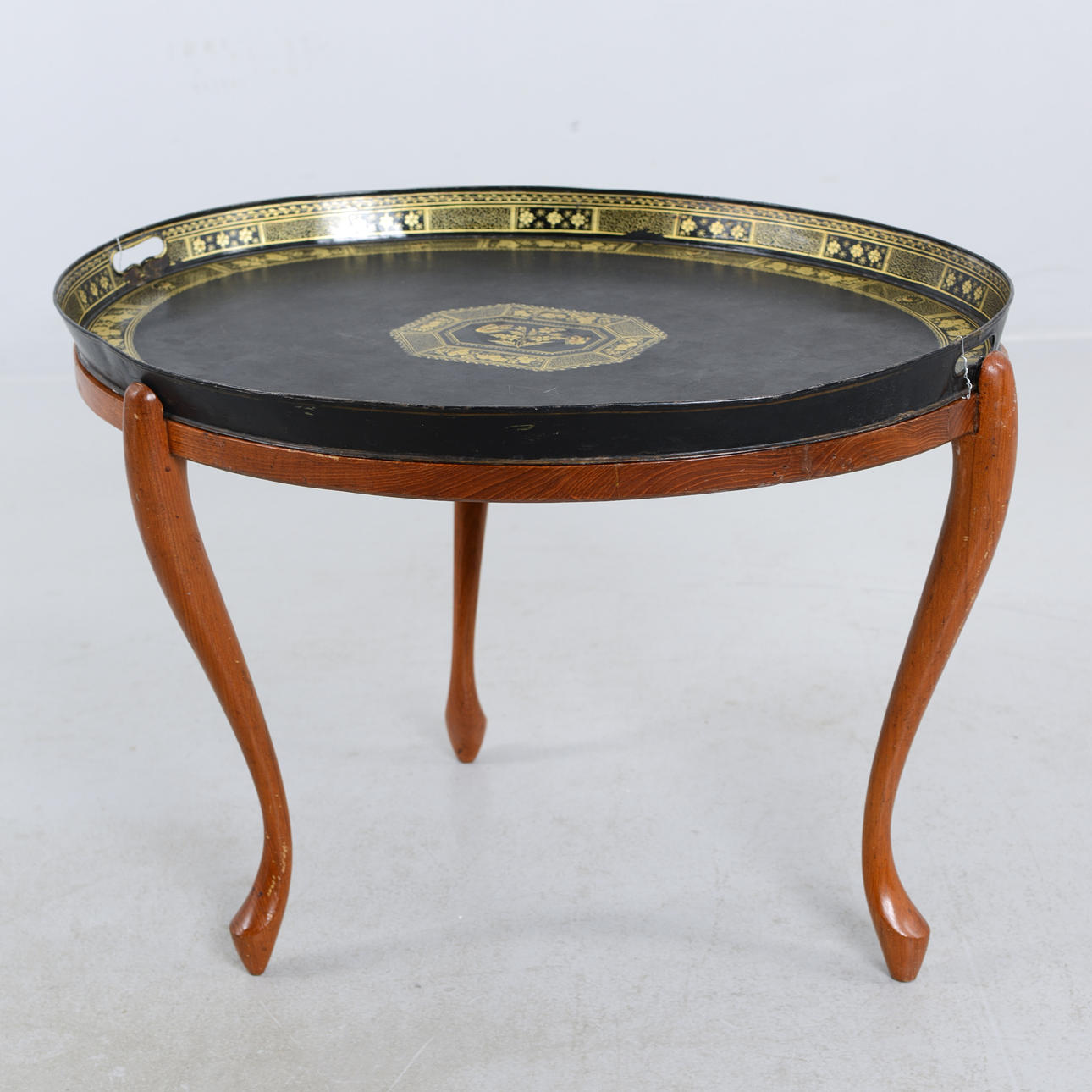 TRAY TABLE, 19th century.