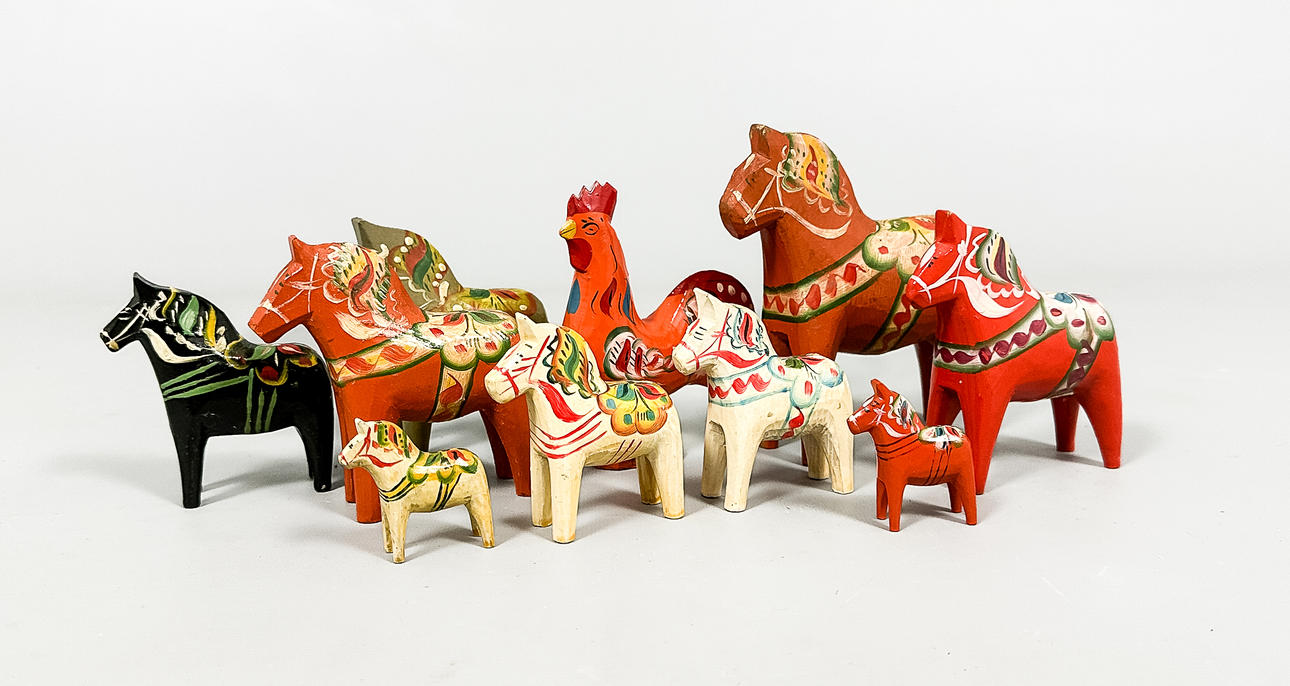 DALAHÄSTAR/ROOSTER, 10 stk, inklusive Nils Olsson.