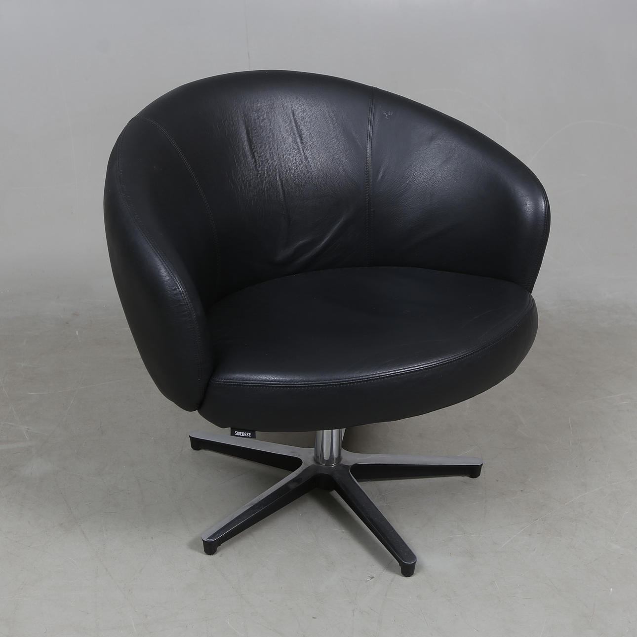 YNGVE EXTRACT. A spinning armchair, “Rondino”, Swedese, 2005. Furniture ...