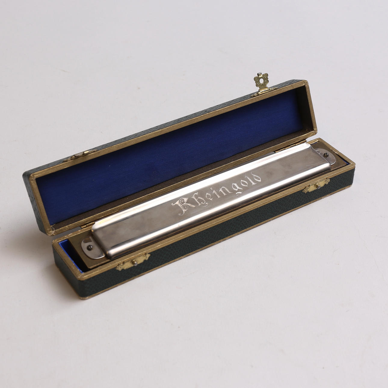 A 'Rheingold' harmonica by M. Hohner, Germany.