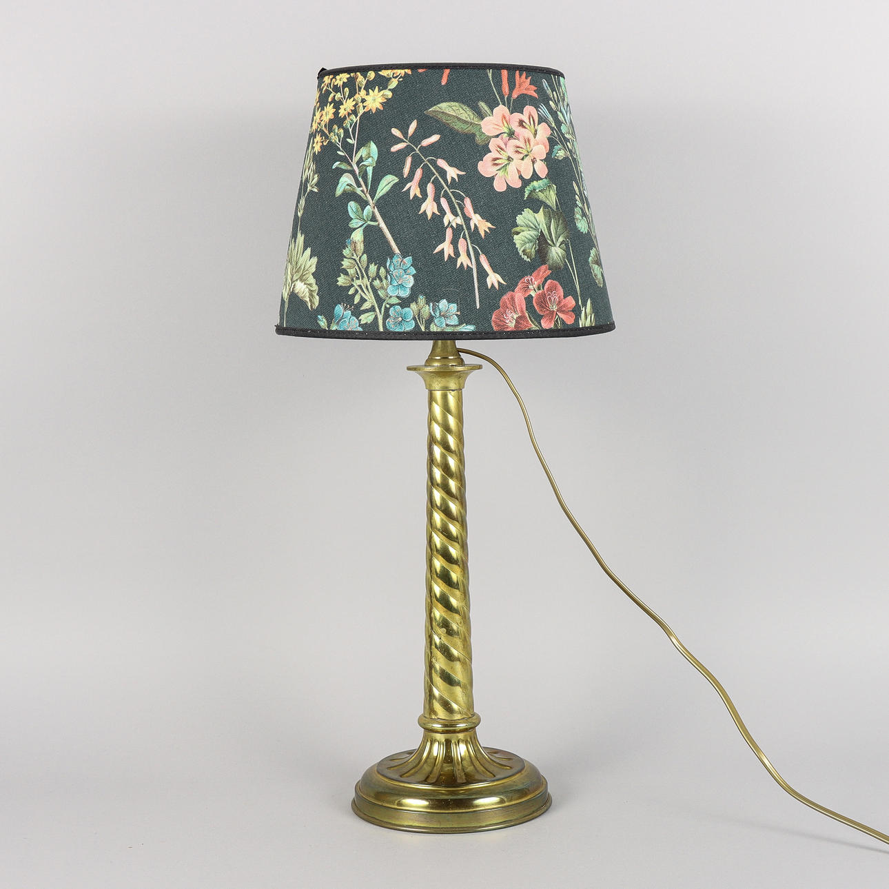 TABLE LAMP with brass base.