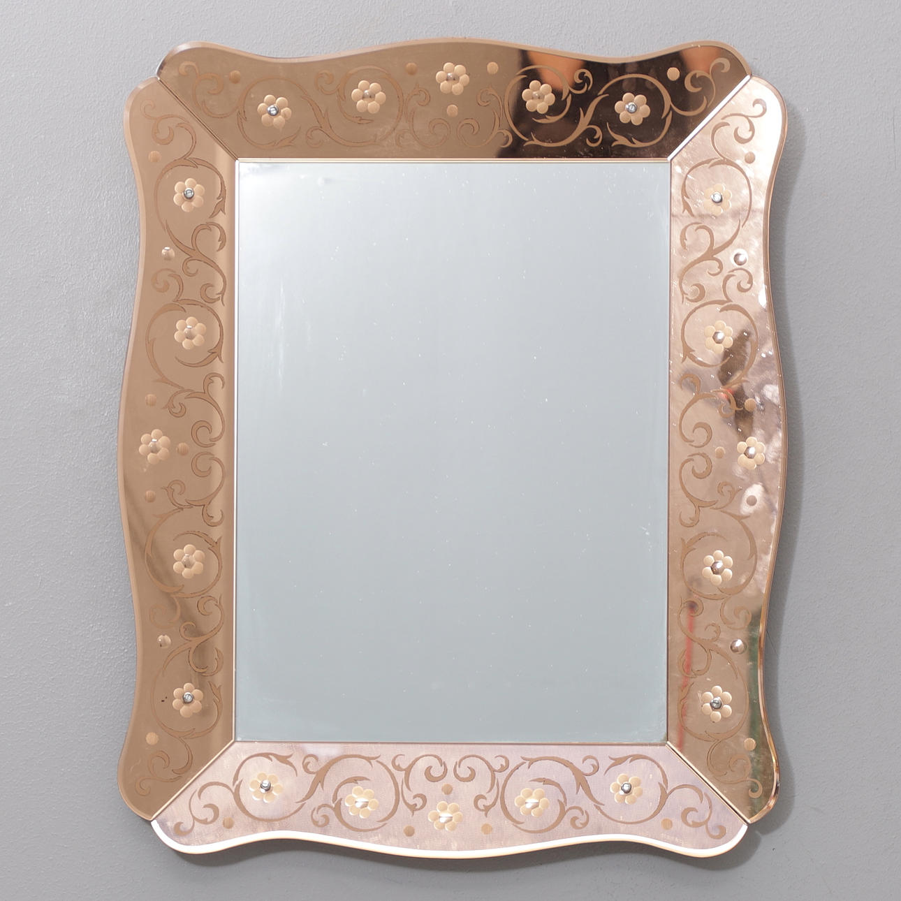 A mirror from the second half of the 20th century.