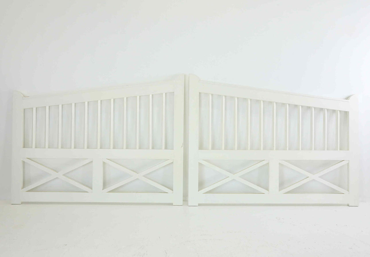 DUBBELGRINDAR, kryss, stil sekelskiftet, samtida.