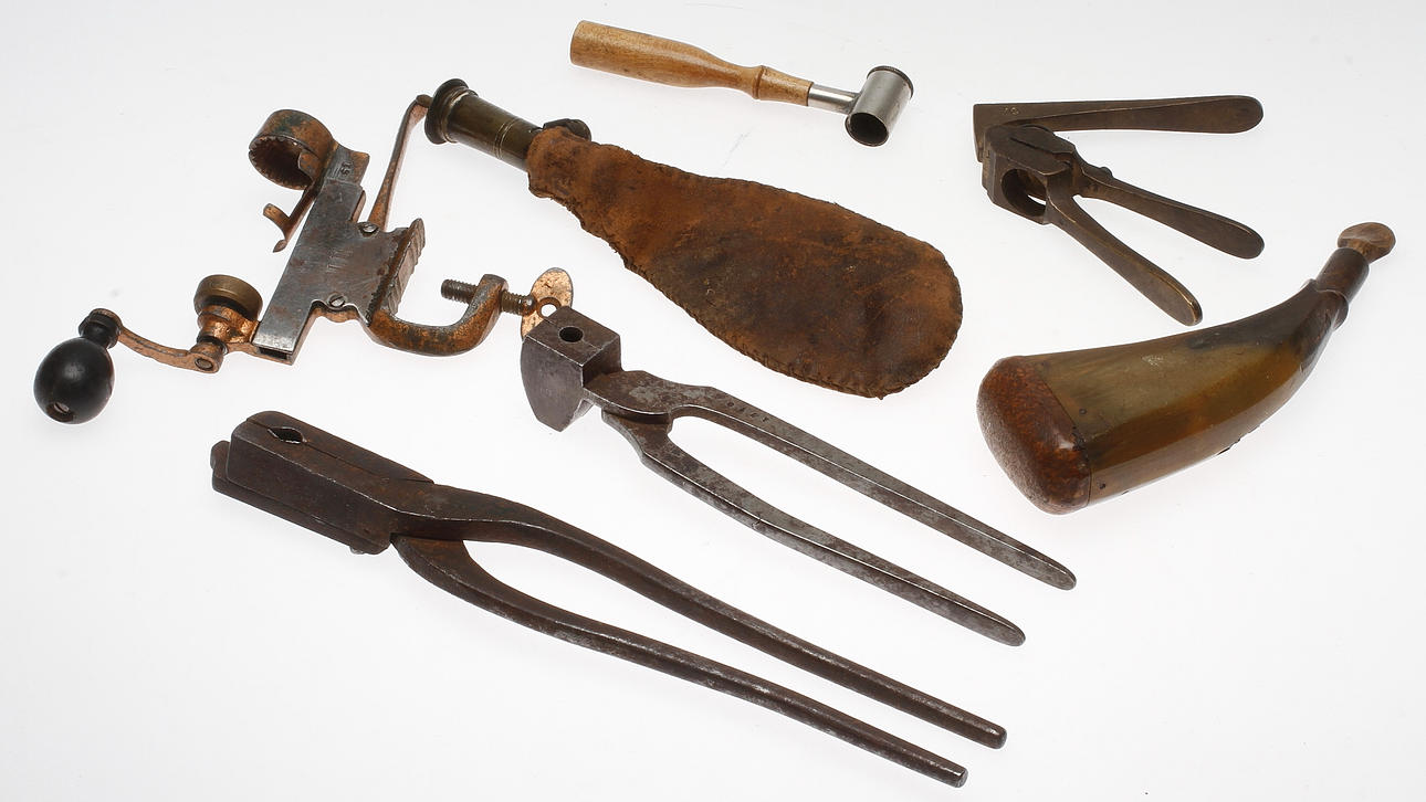 LADDTILLBEHÖR, 18/1900-tal.