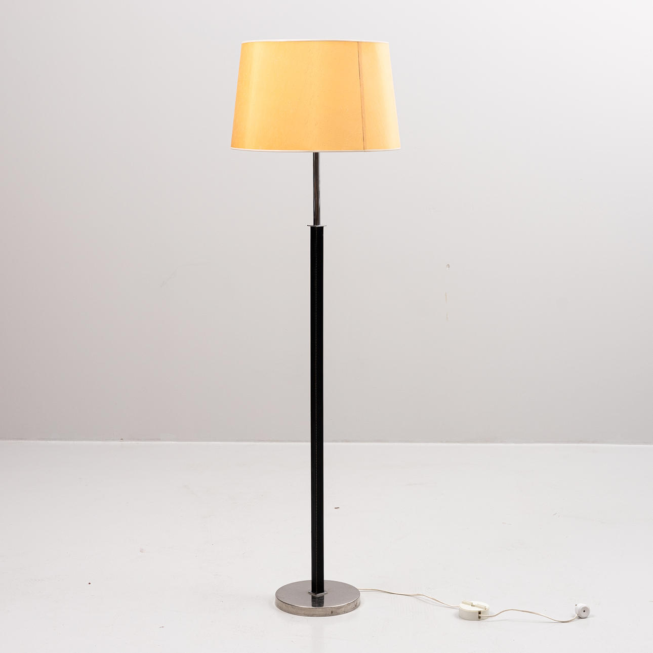Eine Philips Stehleuchte, Ende des 20. Jahrhunderts.