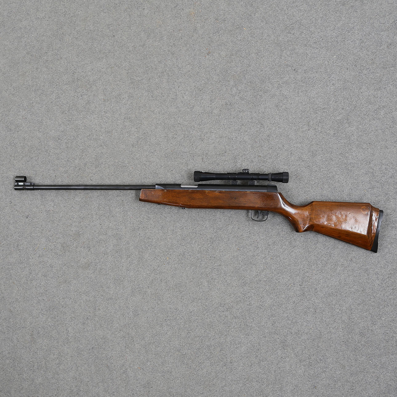 LUFTGEWEHR (NR. L703452) MIT FERNGLAS, SHANGHAI.