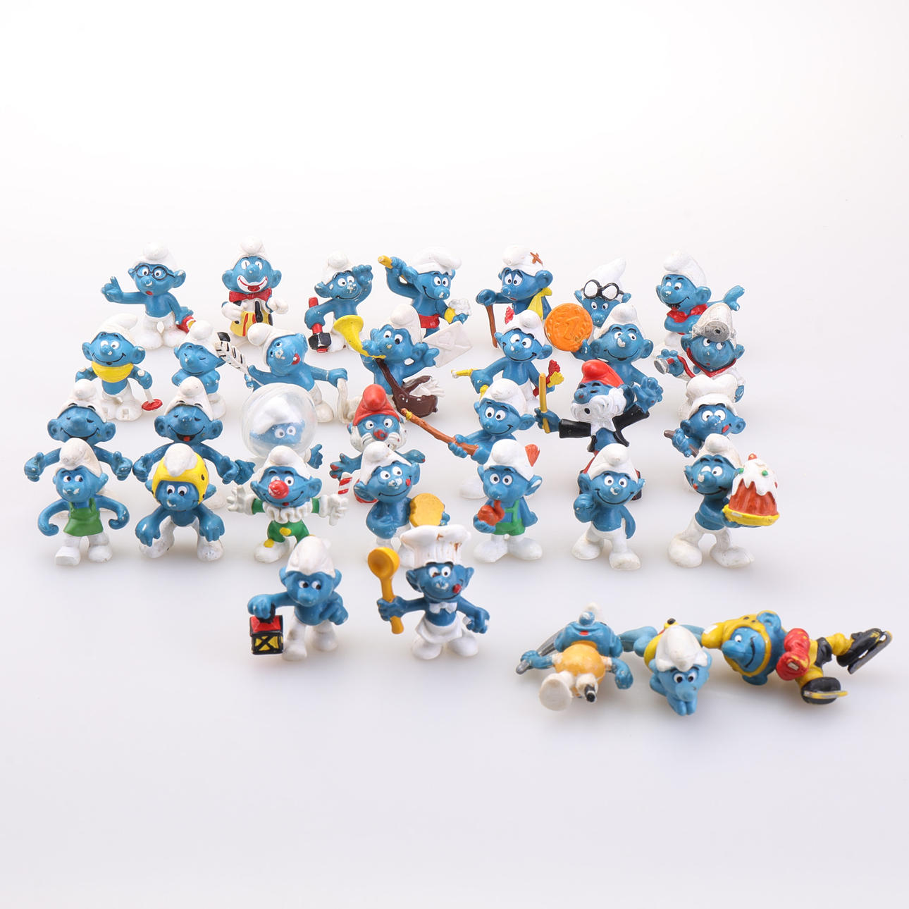 SMURFAR, about 33 pcs, Bully, Peyo.