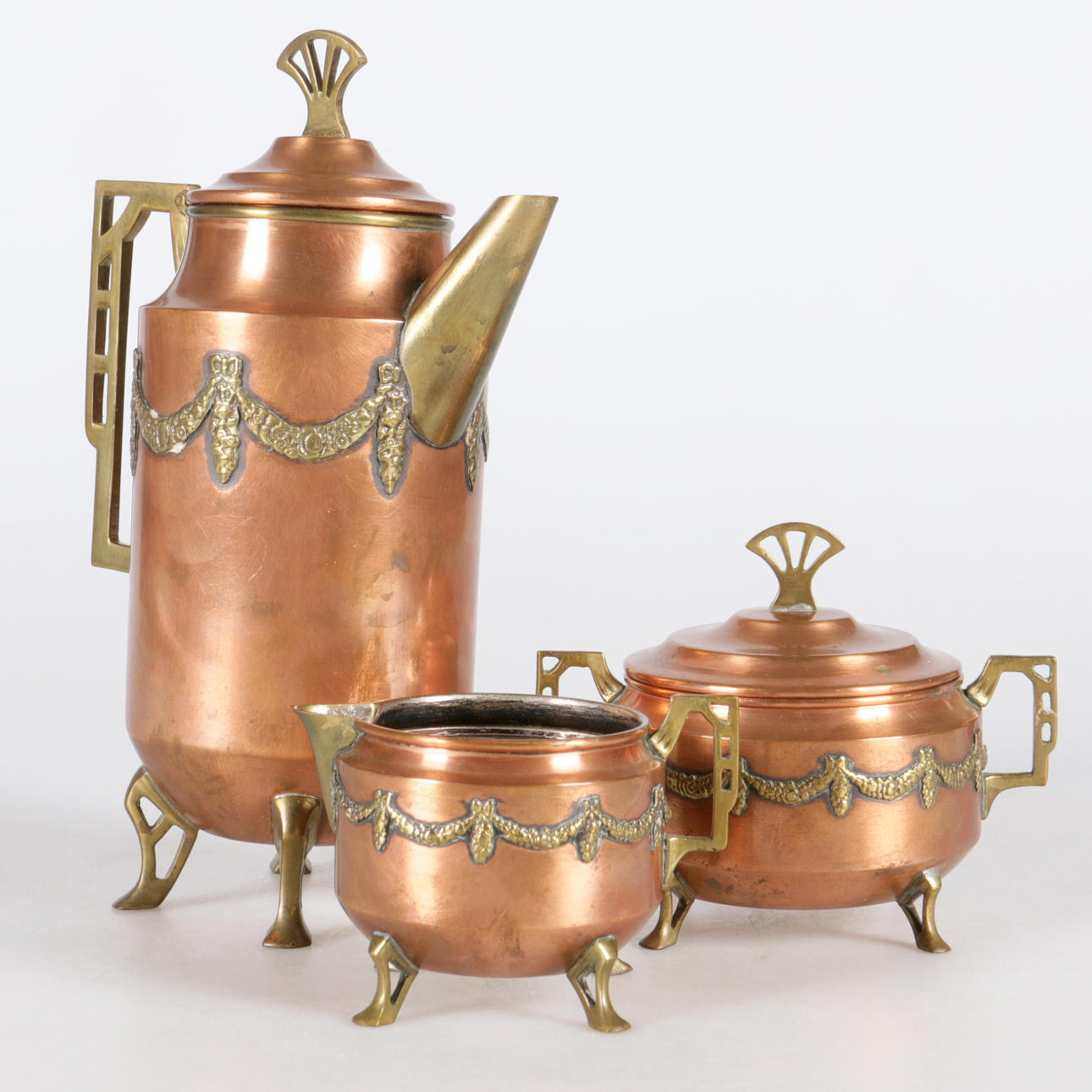 KAFFESERVIS, 3 delar, koppar, J P Kayser & Son, Tyskland, omkring sekelskiftet 1900.