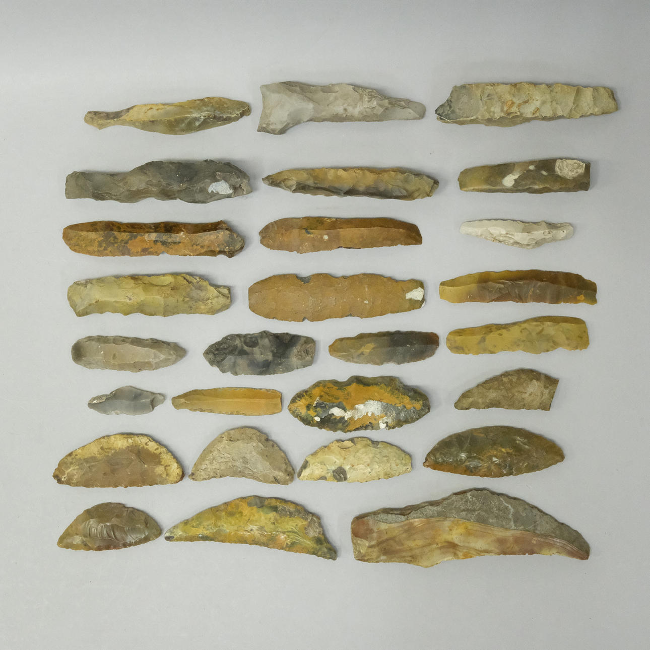 MASSER AF STENALDERVÆRKTØJER, SKRABERE OSV.