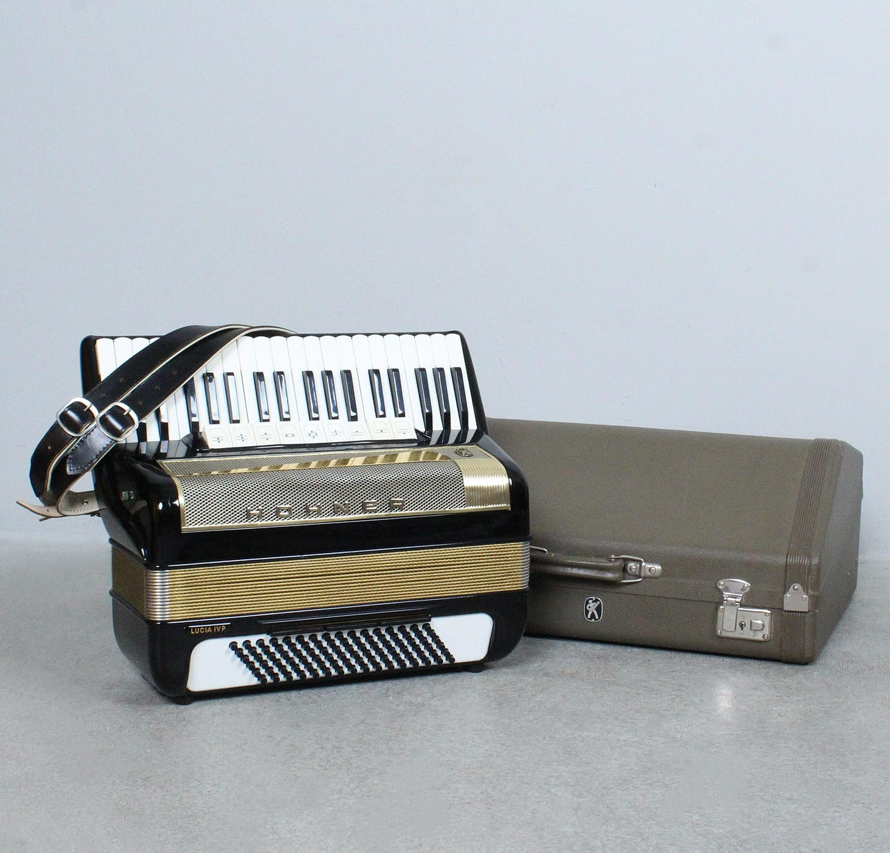 Hohner, acordeón 'Lucia IVP'.