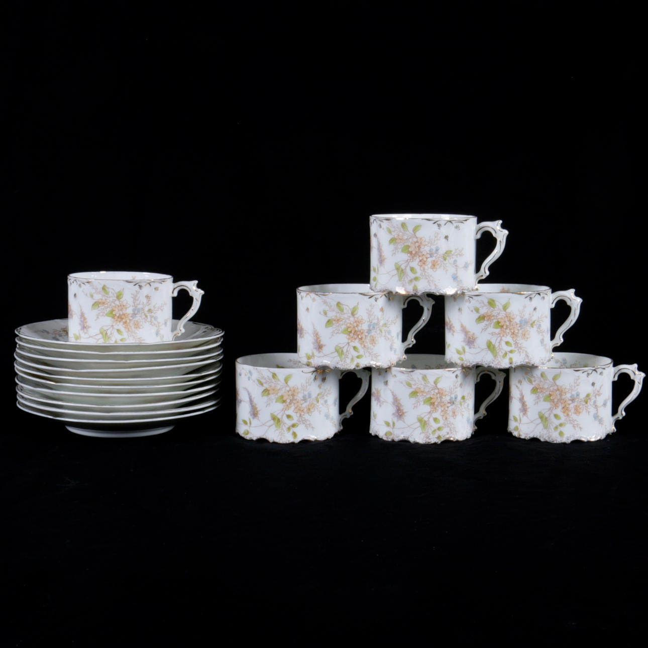 KAFFESERVIS, 16 delar, porslin, "Sanssouci", omkring sekelskiftet 1900.