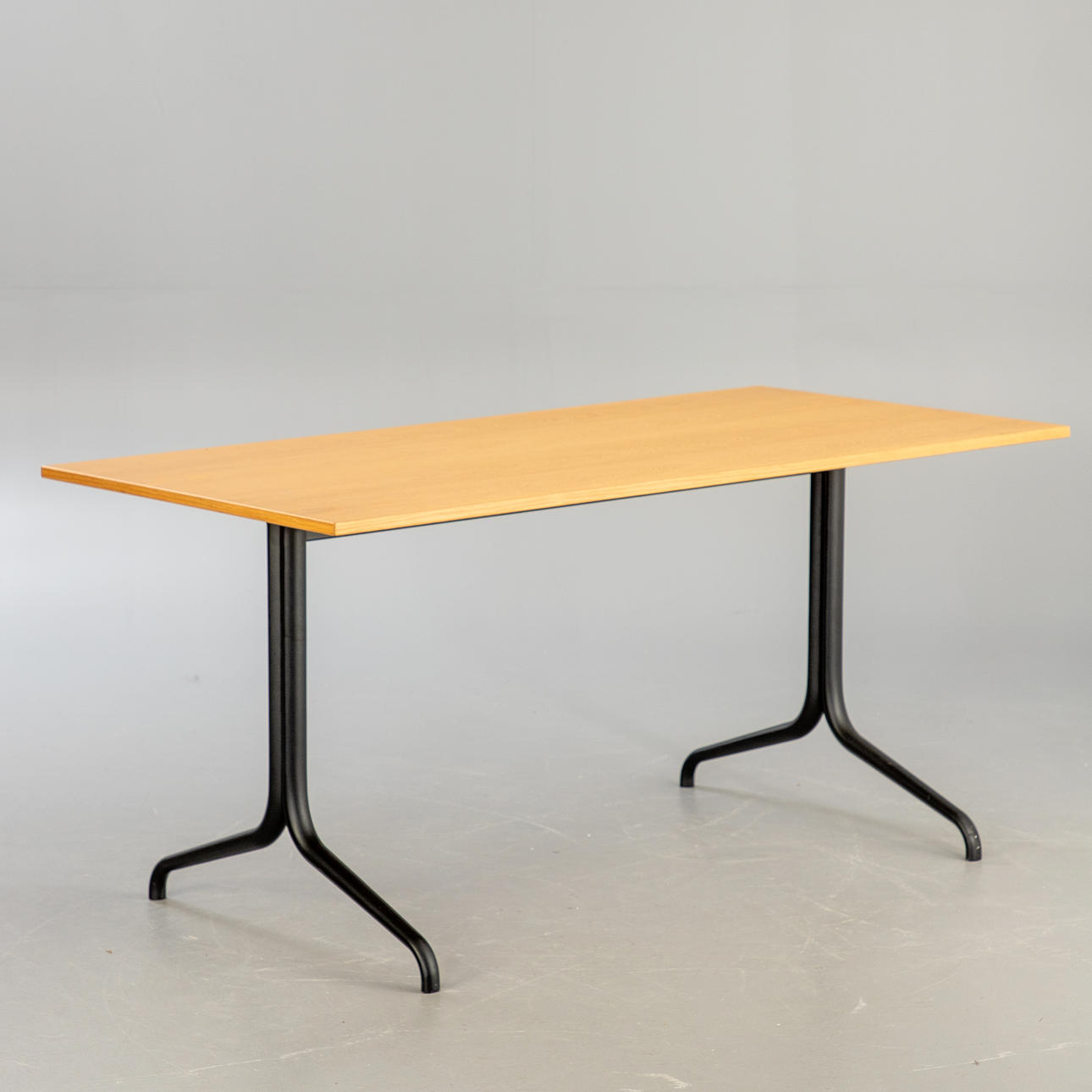 Ronan and Erwan Bouroullec, Vitra, 'Belleville' table.