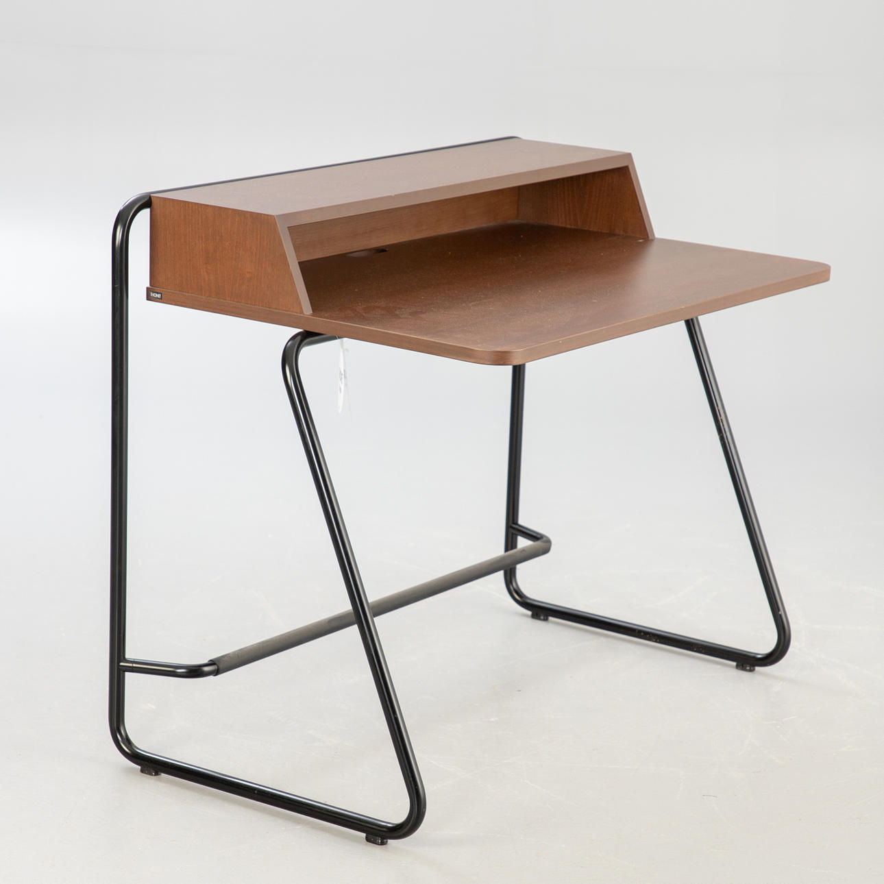 Thonet S 1200 desk.