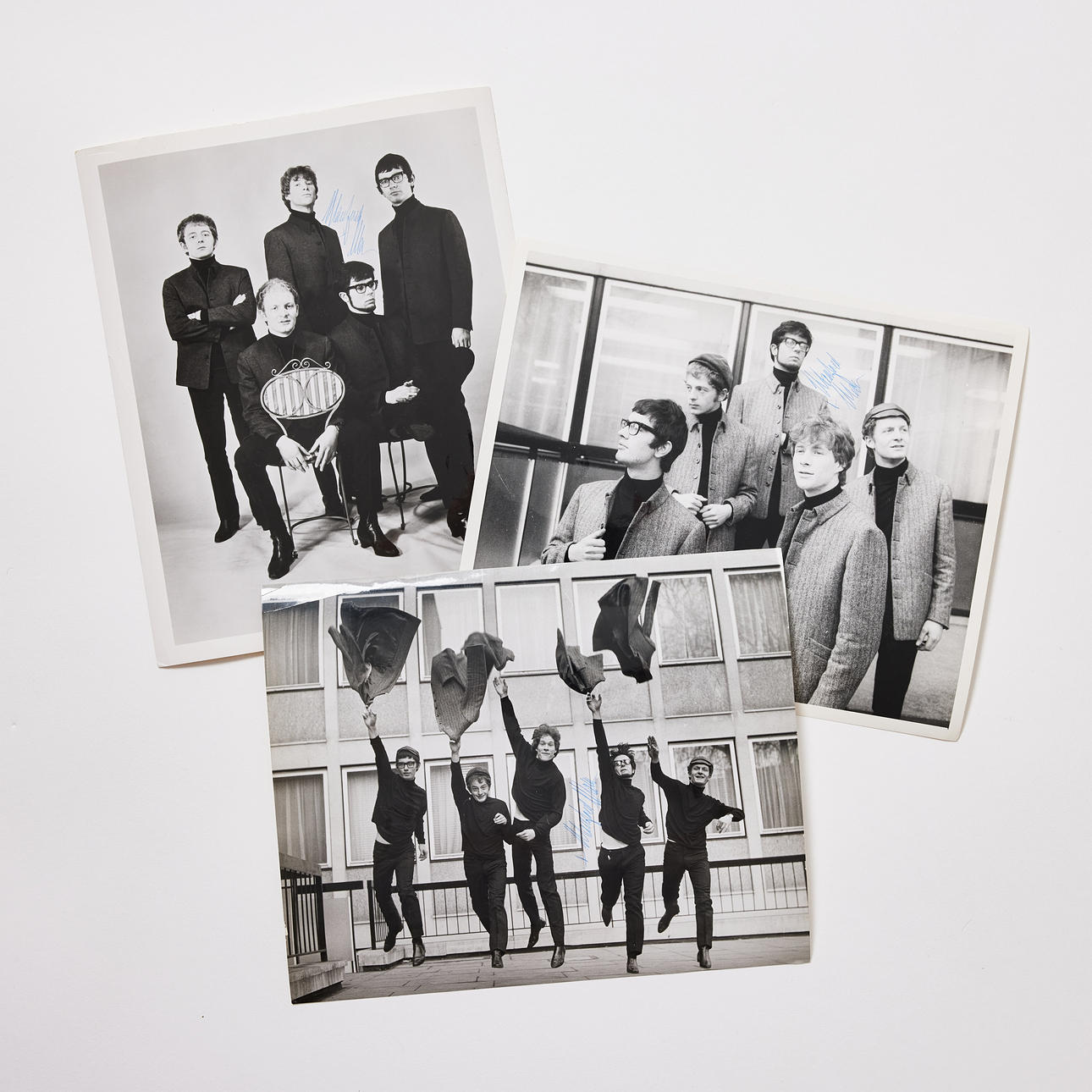 MANFRED MANN, promobilder, 3 stycken signerade Manfred Mann.