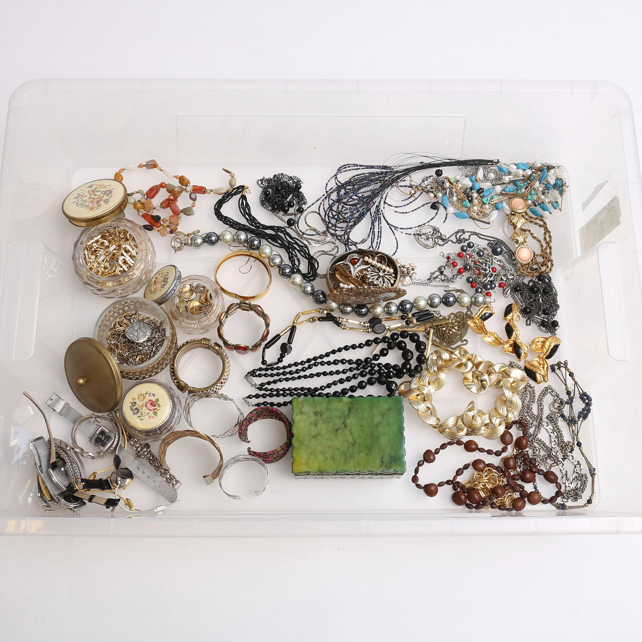 BIJOUTERIER, samt ASKAR, stort parti.