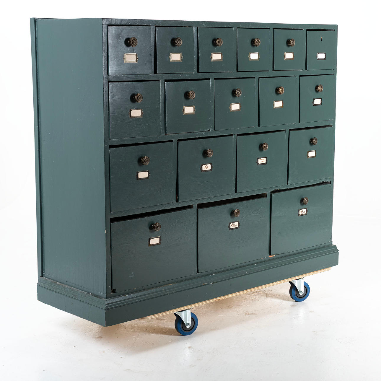 MERCHANT'S COUNTER, with 18 drawer compartments, painted.