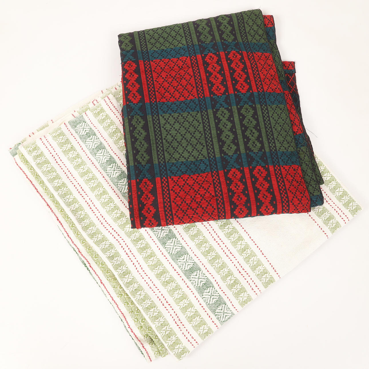 A set of two common tablecloths, 20th century.