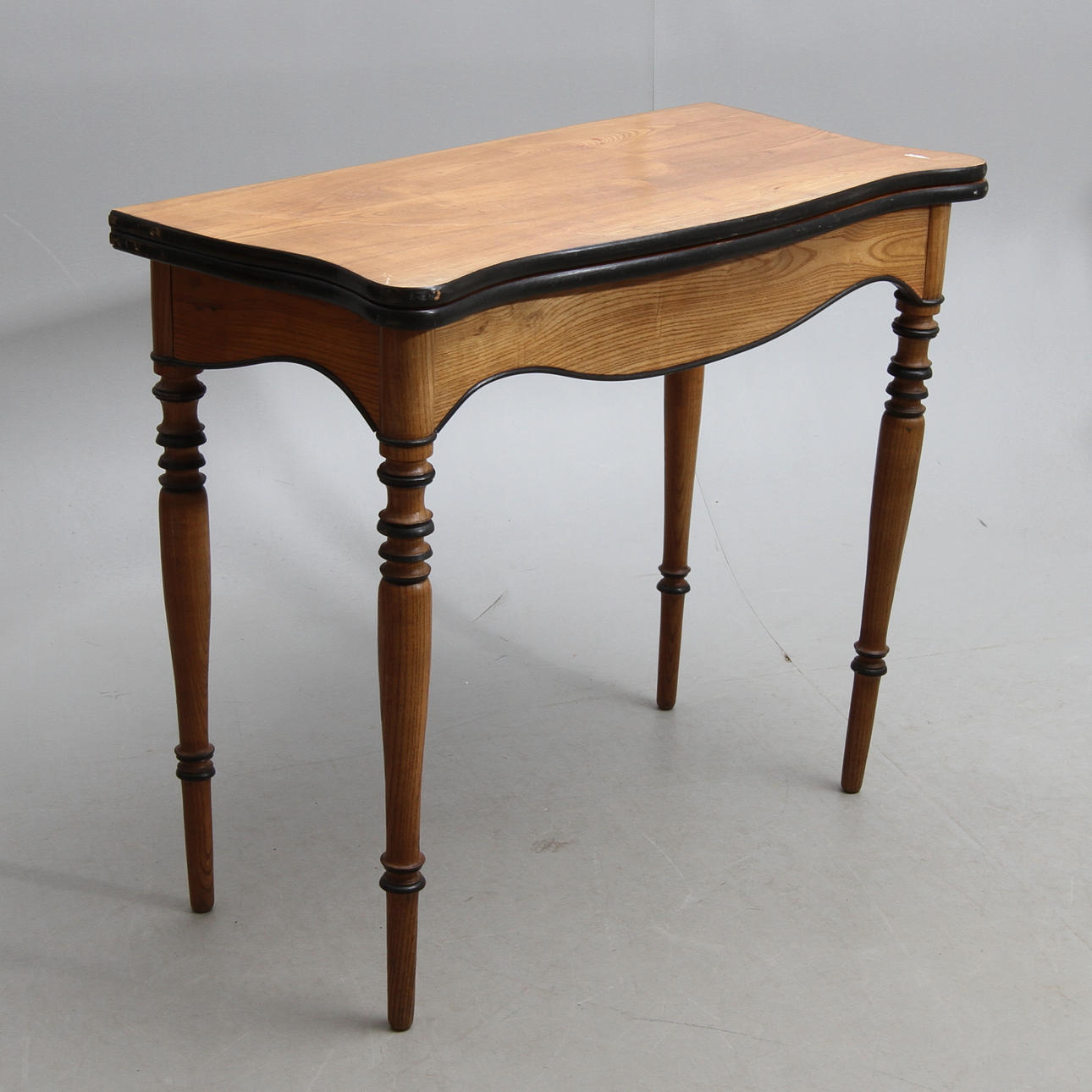 SPELBORD, omkring 1900.