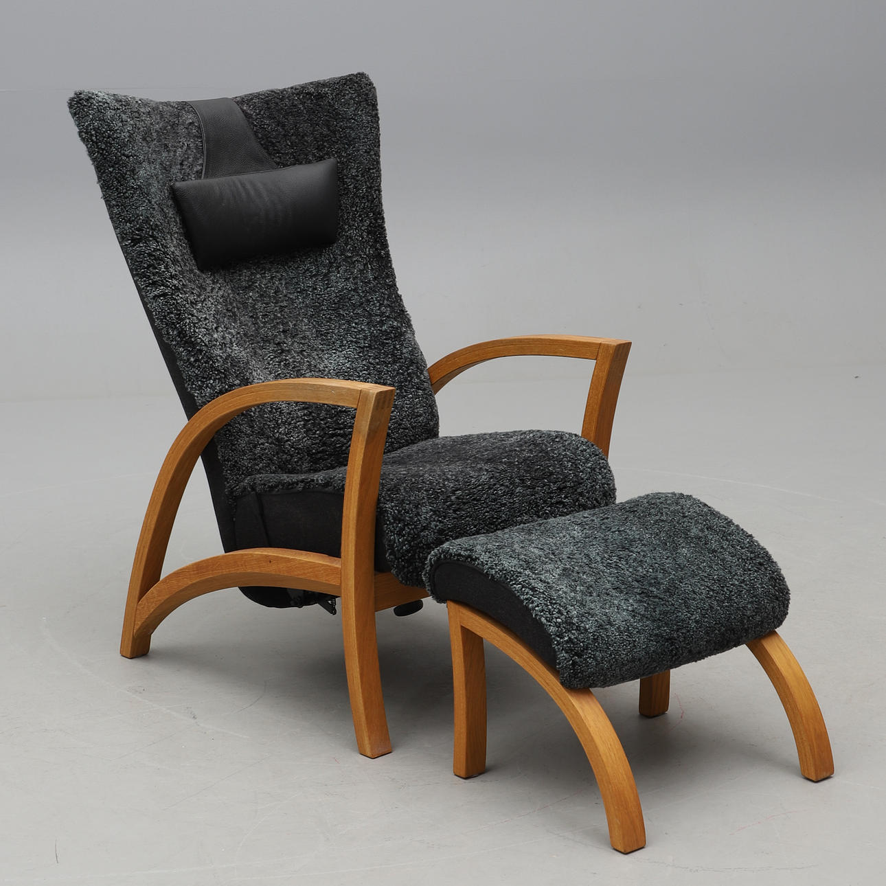 Sillón con reposapiés, «Focus», Bröderne Andersson.