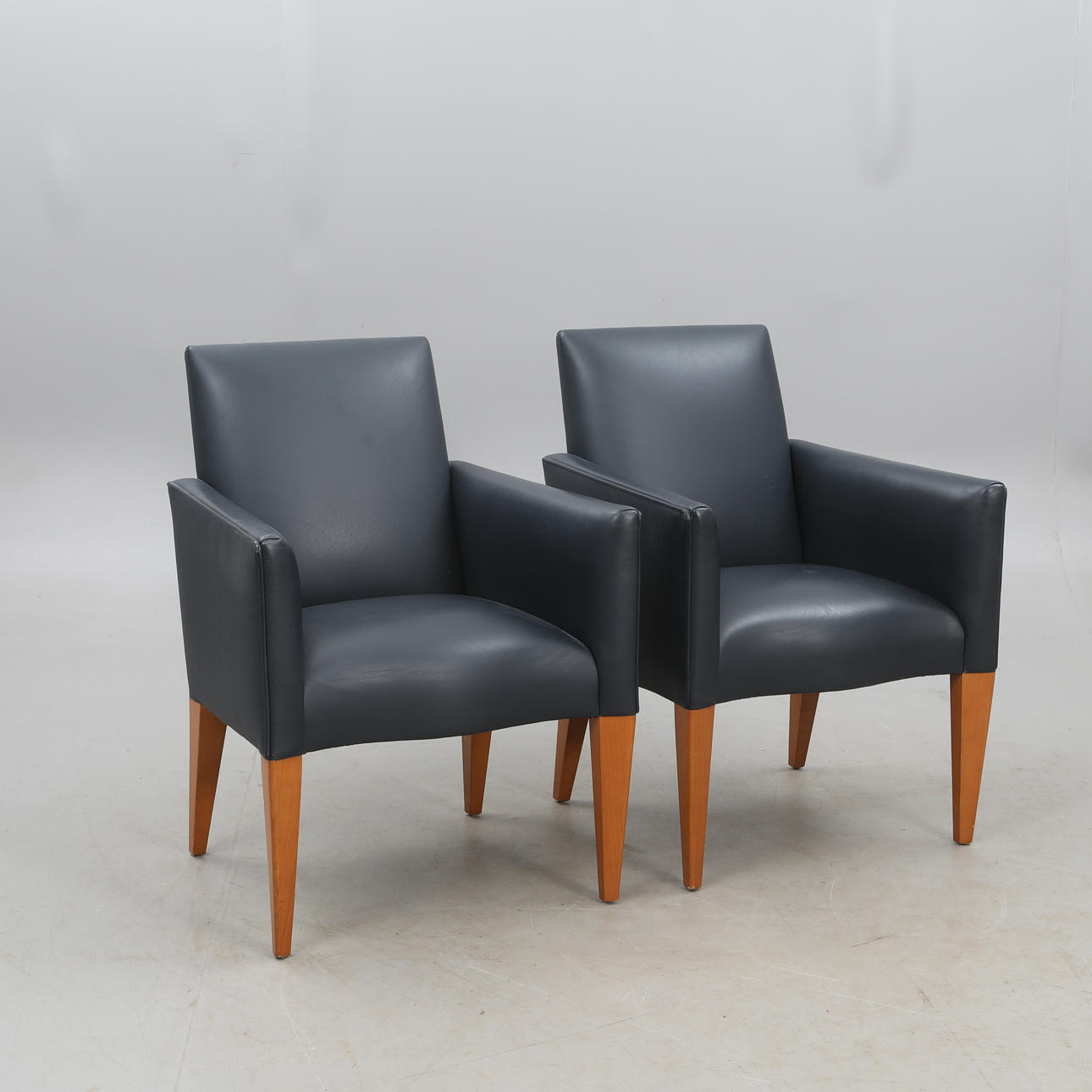 ARMCHAIRS, a pair, leather, Donghai.