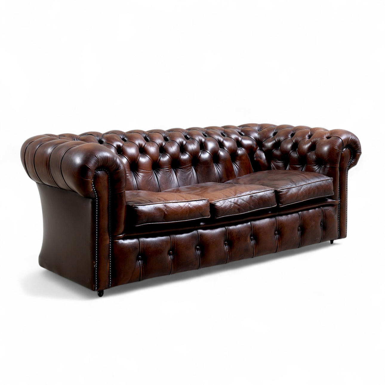 A Chesterfield model sofa, 20th century.
