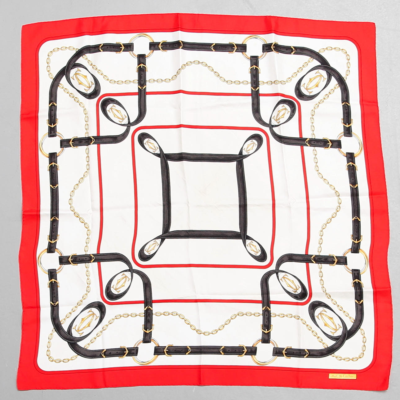 SCARF, Cartier, Paris.