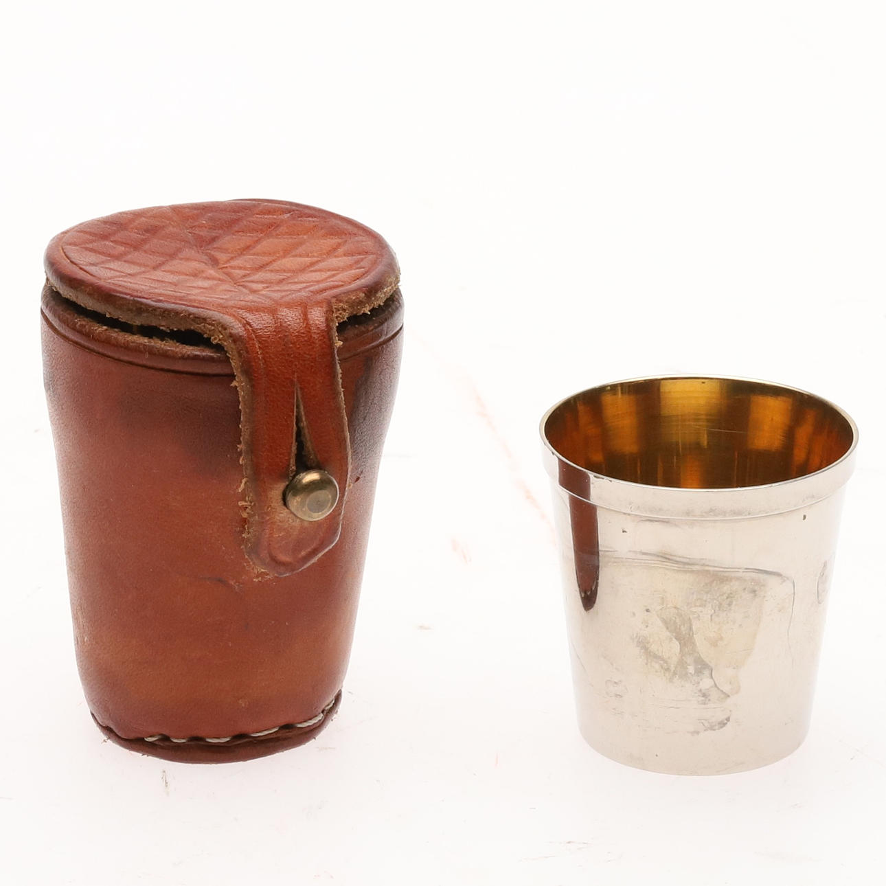 SOUP CUPS, WITH LEATHER CASE.