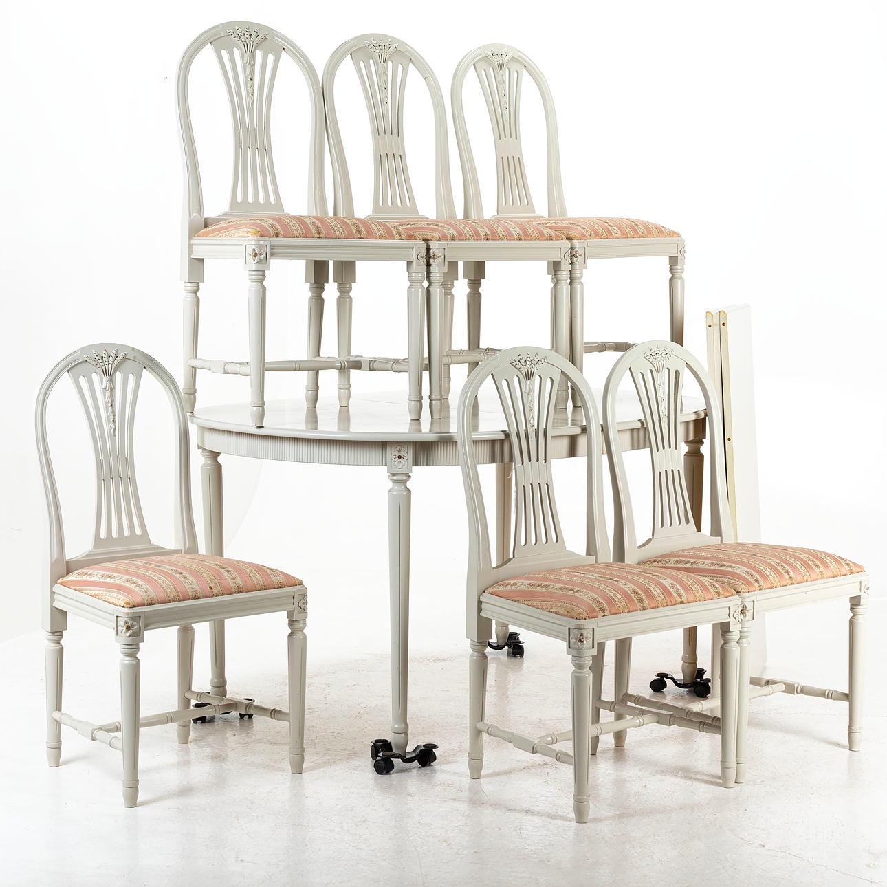 RUOKAILURYHMÄ, 7 kpl, kustavilainen.