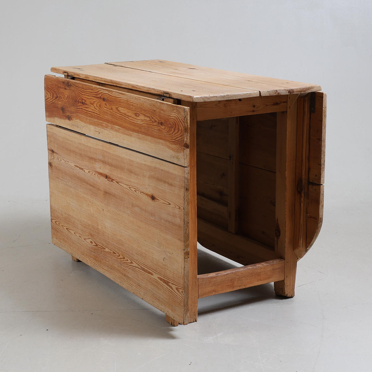 A 19th century wooden percussion table.