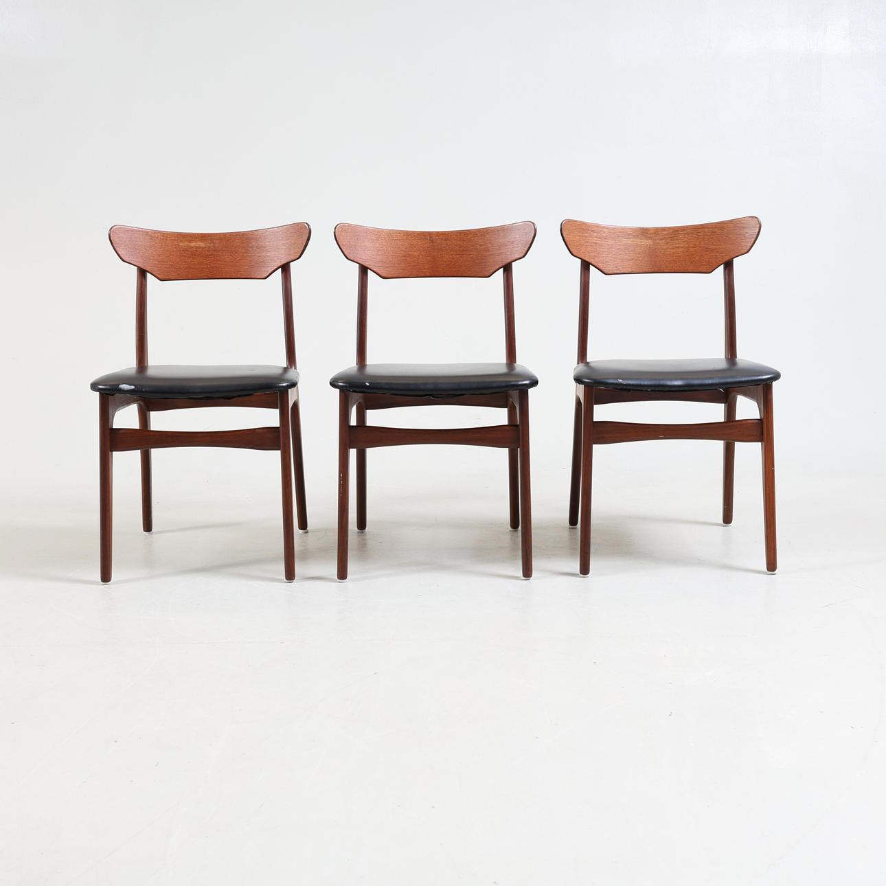 SCHIØNNING & ELGAARD. TUOLEJA, 3 st, Danmark, 1960-tal.