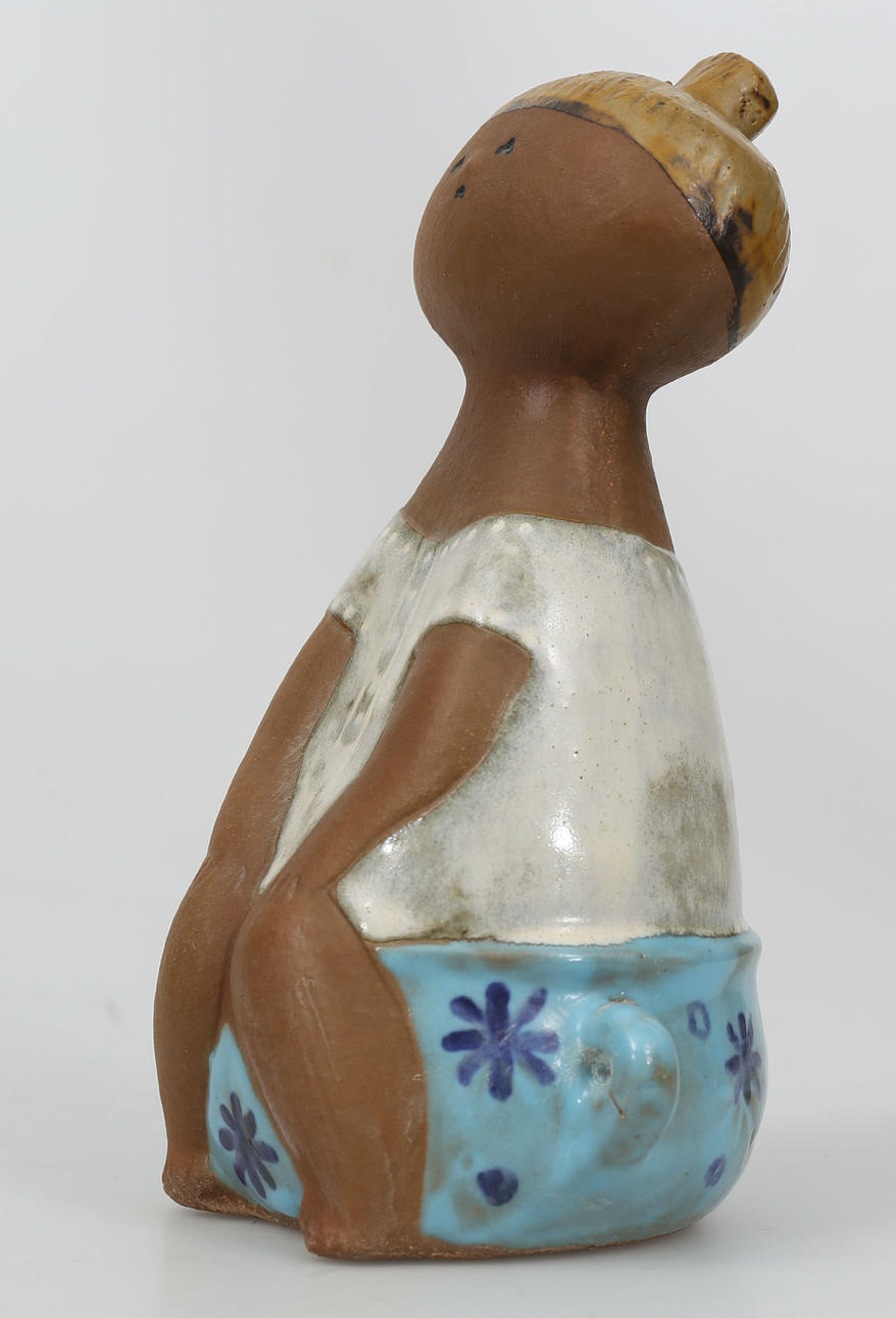 LISA LARSON. Figurin, stengods, "Lotta", Gustavsberg.