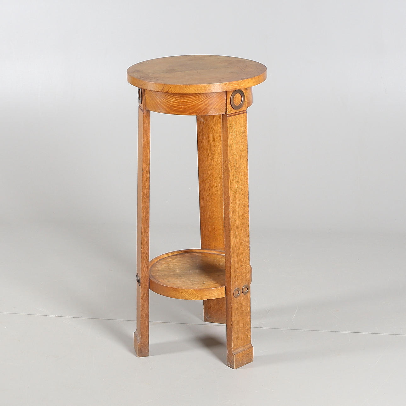 BLOMBORD, trä, 1900-talets andra hälft.