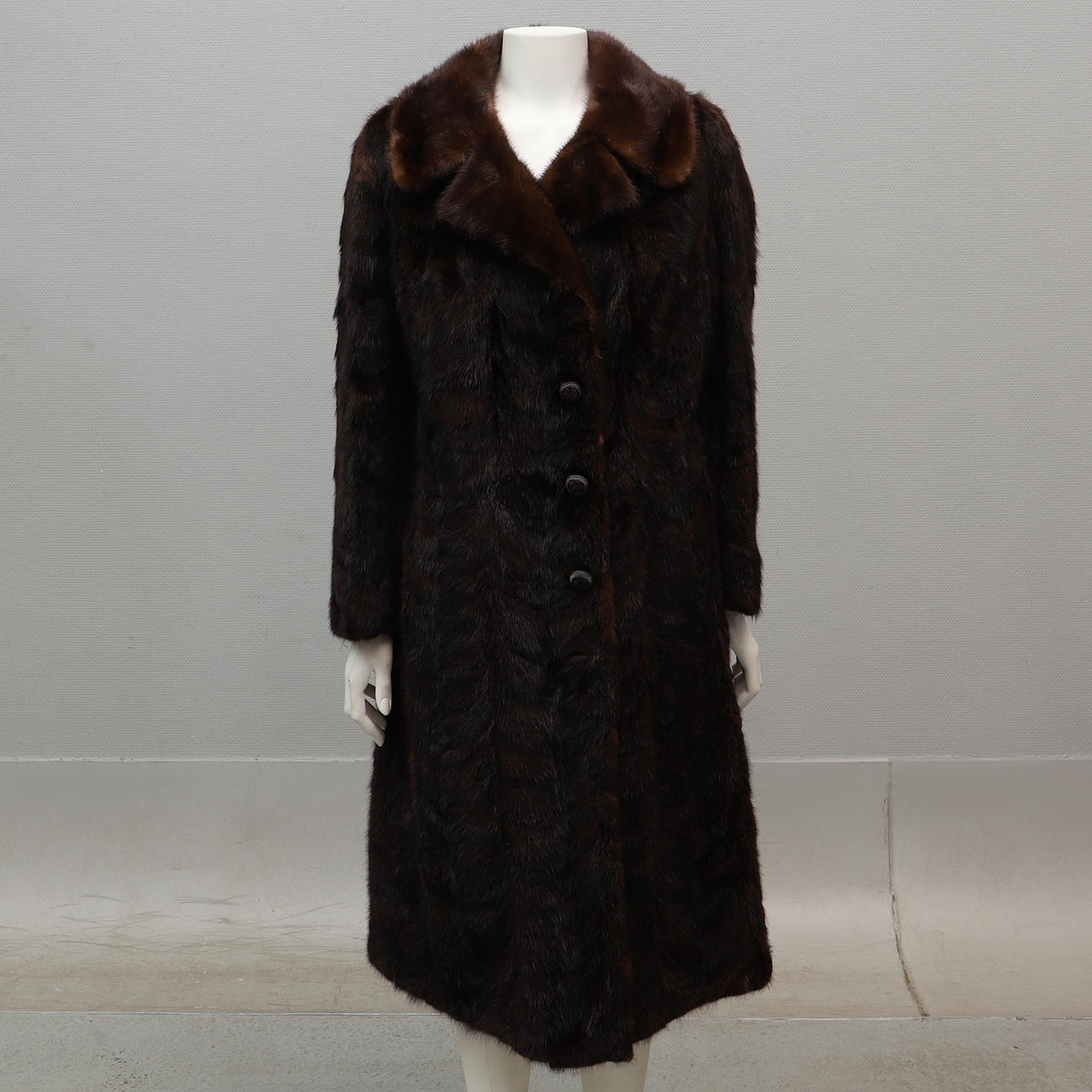 FUR COAT & LOOSE Skammel, mink, Silvanders, Göteborg.