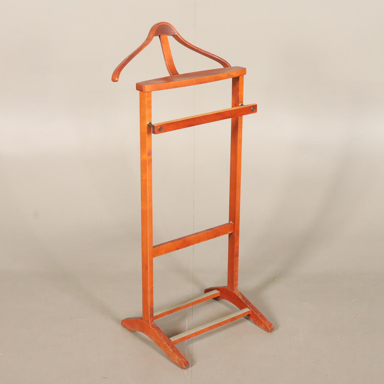 GENTLEMAN'S SERVANT.