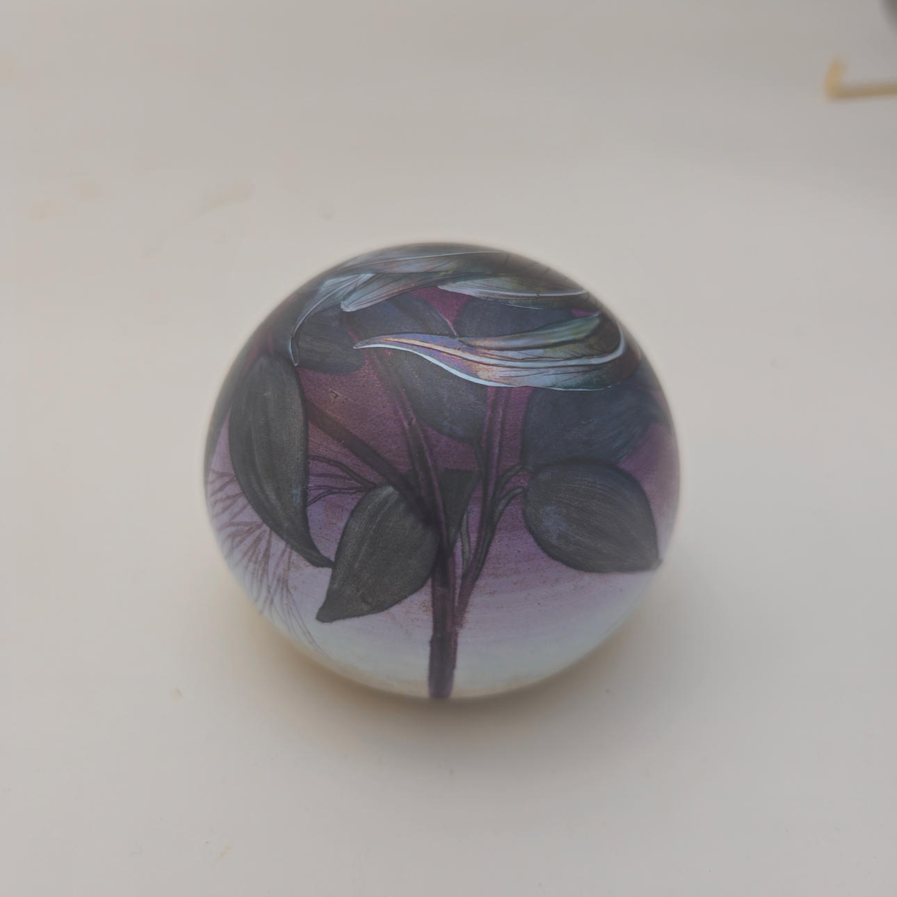 STEP ON PAPER IN GERMAN MODERNIST GLASS. SIGNED BY ERWIN EISCH.