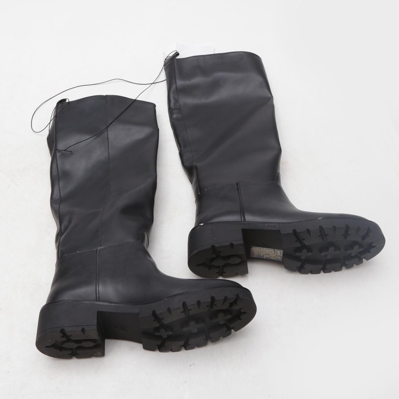 BOOTS, 1 pair, size 38.